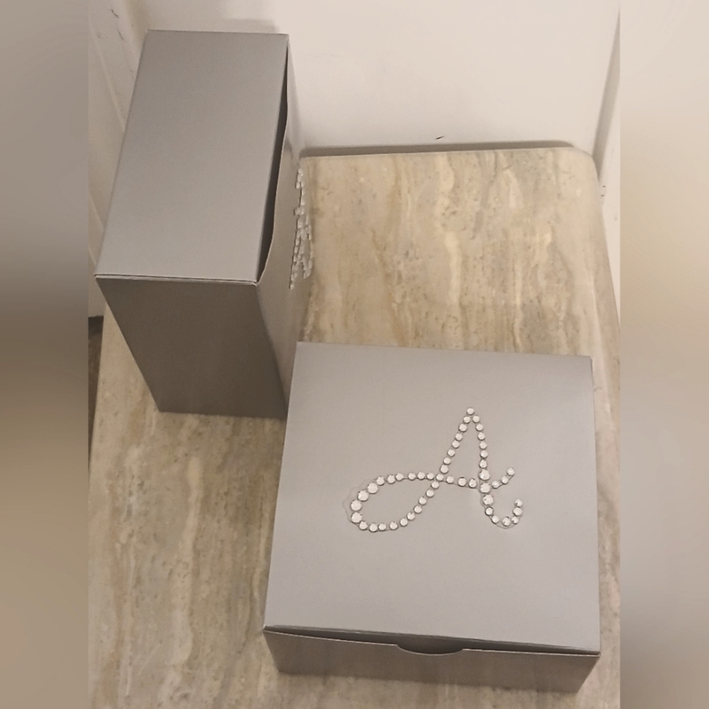 Cake boxes